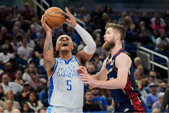 华体会入口-决绝的反扑,功亏一篑|克村|魔术|黄蜂|登子|多诺万-米切尔_新浪体育_新浪新闻